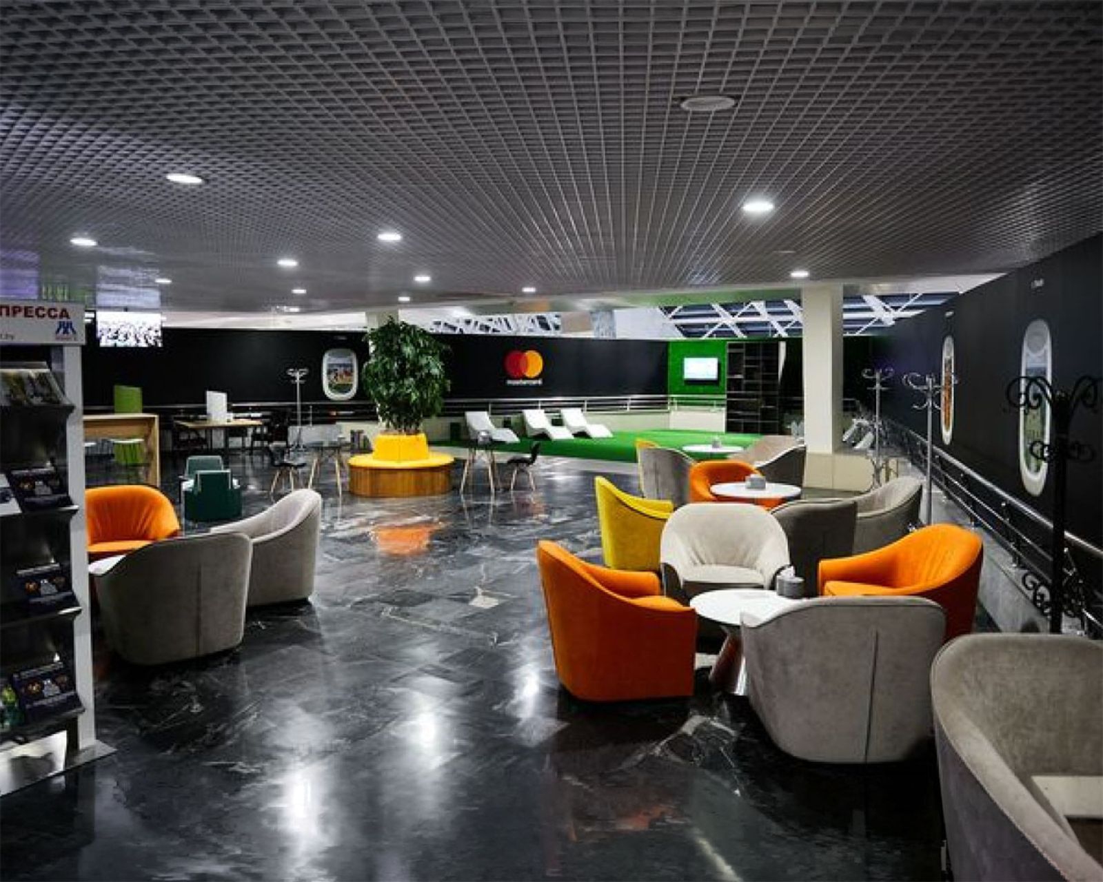 Minsk National Airport (MSQ) Departure | International Lounge (Main Terminal, Upper Floor)